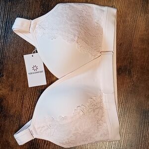 NWT Veracomfort Peach L2/2X Wirefree Molded Cup Super Comfortable Adjustible Bra